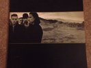 U2 VINYL LP THE JOSHUA TREE WITH PICTURE  LYRIC INSERT ORIGINAL PRESS ISLAND