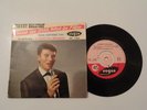EP 7825 JOHNNY HALLYDAY NOUS LES GARS NOUS LES FILLES
