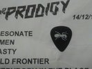 THE PRODIGY 2017 * STAGE USED * PLECTRUM Pick Manchester + SETLIST Mega RARE