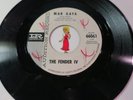 45 RPM l SURF : Fender IV - HEAR