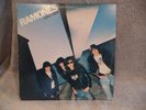 The Ramones Leave Home  LP Sire Records SA 7528 W/ Carbona Not Glue -RARE