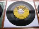 (  1  )  45 RPM RECORD  /  DOO  WOP /  THE  JEWELS /  FOOL IN PARADISE   1956
