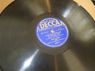 78RPM Decca 4000 Bing Crosby, Sweetheart Sigma Chi / Dream Girl of PI. K. A. V+