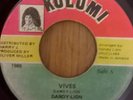 Dandy Lion - Vives