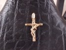 croix plaqué or Johnny Hallyday