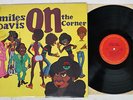 MILES DAVIS ON THE CORNER COLUMBIA PC 31906 US VINYL LP