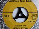THE FRUIT MACHINE(EX-RARE BIRD) - willow tree,AMM,US,MINT
