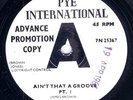 JAMES BROWN - Ain't That A Groove Part 1 / Part 2 - Pye Int 7