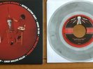 The White Stripes - Seven Nation Army   7