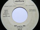 SMILE Earth b/w Step On Me QUEEN genuine orig US Mercury pressing