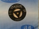 Little darlin the gladiolas very rare London tri