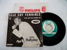 45T JUKE BOX JOHNNY HALLYDAY ELLE EST TERRIBLE / C'EST UNE FILLE COMME TOI