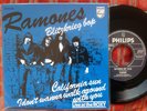 RAMONES - BLITZKRIEG BOP 7