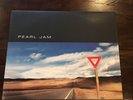 Pearl Jam Yield  Vinyl 1998 excellent condition, Never Played