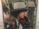 Bob Dylan - Desire  PC 33893 .  Columbia Records .  Vintage LP