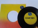 RAMONES / ARE HERE AND THERE   [ 7