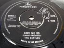 THE BEATLES 'Love Me Do' Black Label Vinyl Single 'Cap' T Small Parlo Logo - G12