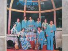 JOE CRUZ & THE CRUZETTES at the Manila Hotel PHILIPPINES Funk / Bossa LP 1976