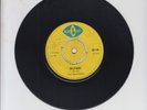 BLUE CAT/ BILLY GOAT  -  THE MAYTONES  -  CALL YOU UP (68 EARLY BOSS REGGAE 7