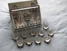 iron maiden original tin + 10 shot glasses (metallica kiss acdc ghost guns)
