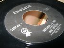 THE VALUES RETURN TO ME / THAT'S THE WAY 45 7