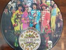 BEATLES LP SGT. PEPPER - PICTURE DISC - US CAPITOL SEAX-11840