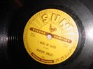 Howard Seratt 78rpm SUN 198  'Troublesome Waters' 'I Must Be Saved'  vg+