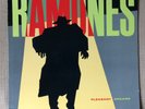 RAMONES - PLEASANT DREAMS VG+/EX++ VINYL LP - 1ST PRESSING - LYRIC INNER