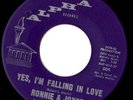 Ronnie and Joyce  Yes i'm falling in love / On the stage of love MINT-