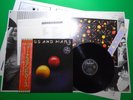 WINGS - Venus And Mars / Japan Pressing Vinyl LP W/OBI & 2 POSTERS EPS80236 T29
