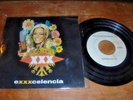 FARRAH FAWCETT Cover TRES EQUIS XXX BEER 1976 MEXICO 7