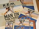 R.E.M.- MAN ON THE MOON. 12