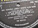 THE BEATLES Sgt Pepper RARER UK MONO with MISPRINT NO 'A DAY IN THE LIFE' LABEL.