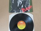 THE CLASH S/T DEBUT CBS RECORDS 1977  A5 / B3 UK 1st pressing vinyl LP CBS82000