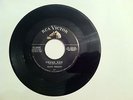 ELVIS PRESLEY - HOUND DOG - 45 RPM -  (RARE ORIGINAL- WITH LINES)     VG+++
