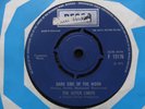 OUTER LIMITS - DARK SIDE OF THE MOON/BLACK BOOTS 1971 DECCA PSYCH.