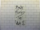 PINK FLOYD The Wall 2-LP 1979 US ORIG PC2 36183 w/LYRIC SLEEVES +CONCERT PROGRAM