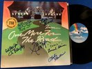 LYNYRD SKYNYRD One More From The Road SIGNED LP BURNS Pyle SKINNER + 3