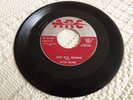 ROCKABILLY LATTIE MOORE  JUKE BOX JOHNNIE/PRETTY WOMAN BLUES ARC 8005 M-