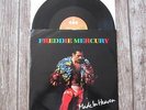 FREDDIE MERCURY : 12