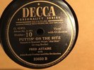FRED ASTAIRE - PUTTIN ON THE RITZ -  DECCA 23650 B  E+