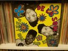 DE LA SOUL - 3 FEET HIGH AND RISING LP WITH POSTER. EX CONDITION DLSLP1 1989