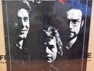 KING CRIMSON RED OG UK PINK RIMMED ISLAND RECORDS LP ILPS 9308 A3U/B6U MINT