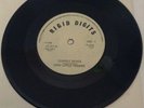 STIFF LITTLE FINGERS - SUSPECT DEVICE - RIGID DIGITS CREAM LABEL