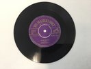 Elvis Presley 45rpm ( Playin’ for Keeps / Too Much ) HMV GOLD POP 330