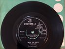 The Yardbirds- I Wish You Would/ A Certain Girl 7