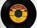LARRY DAVIS - TEXAS FLOOD / I TRIED - DUKE 192   Great Texas guitar blues