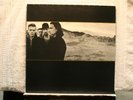 U2  THE JOSHUA TREE ORIGINAL RELEASE IN NEAR MINT CONDITION