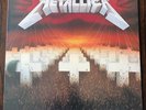 NM/NM  METALLICA Master Of Puppets  BLCKND005-1