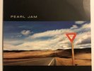 PEARL JAM YIELD 1998 US lp die cut Cover & inner sleeve NO STICKER VG+ 1st Press
